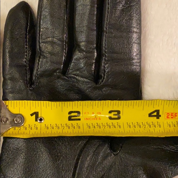 Leather gloves - Picture 9 of 10